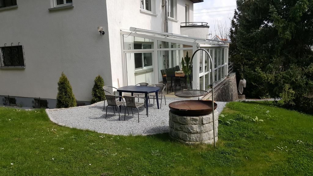 Burgauer Hof Apartamento Exterior foto